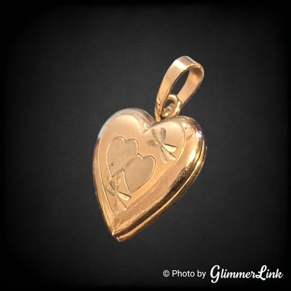 Vintage Dainty Heart Locket Pendant 1/20 14K Gold Filled Double Hearts Design - Picture 4 of 7